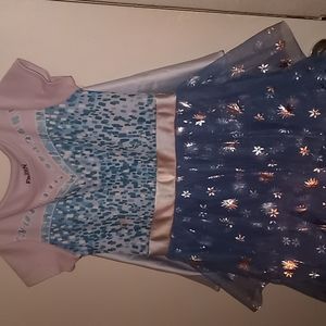 *Girls costume size M 7-8
